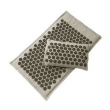 Load image into Gallery viewer, Massage Mat Acupressure Mat,Massage Mat Acupuncture Pillow Set Yoga Mat Needle Relieve Back and Relax Muscles-Great Rehab Medical
